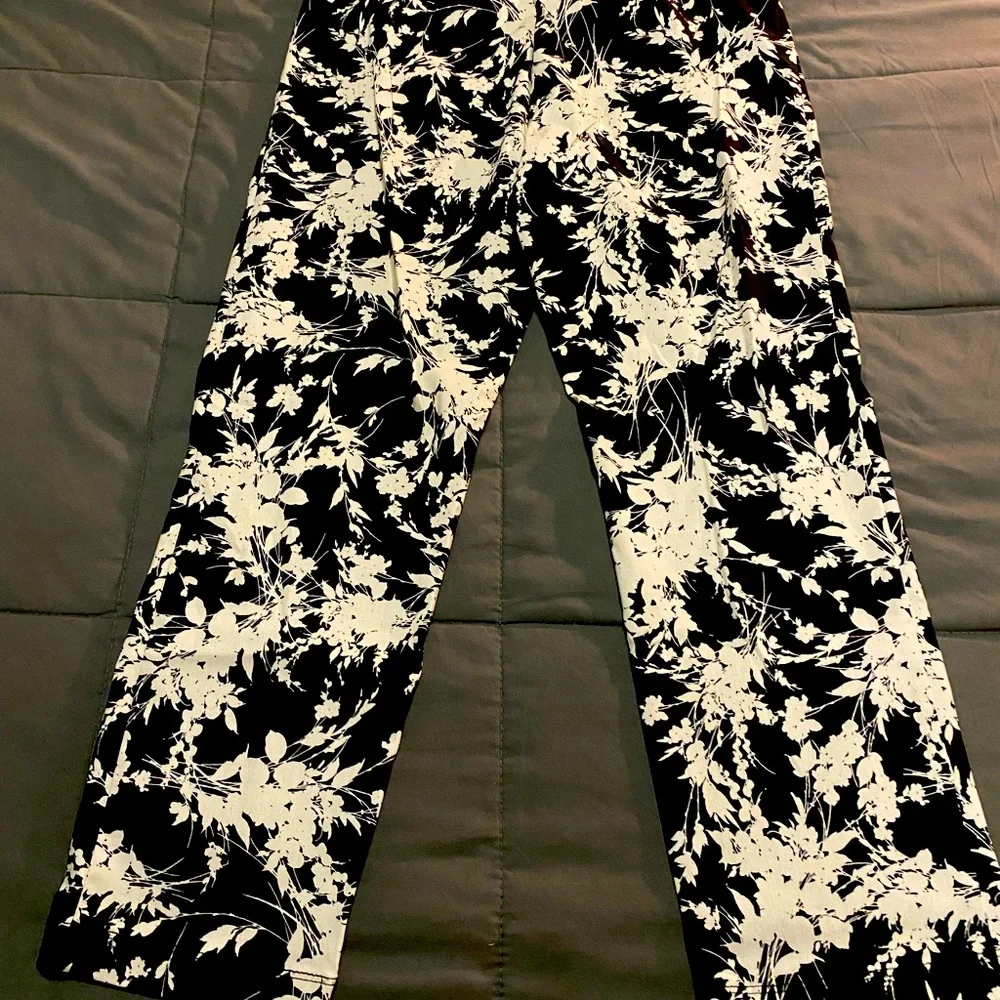 Nue Options - Picture 1 of 4